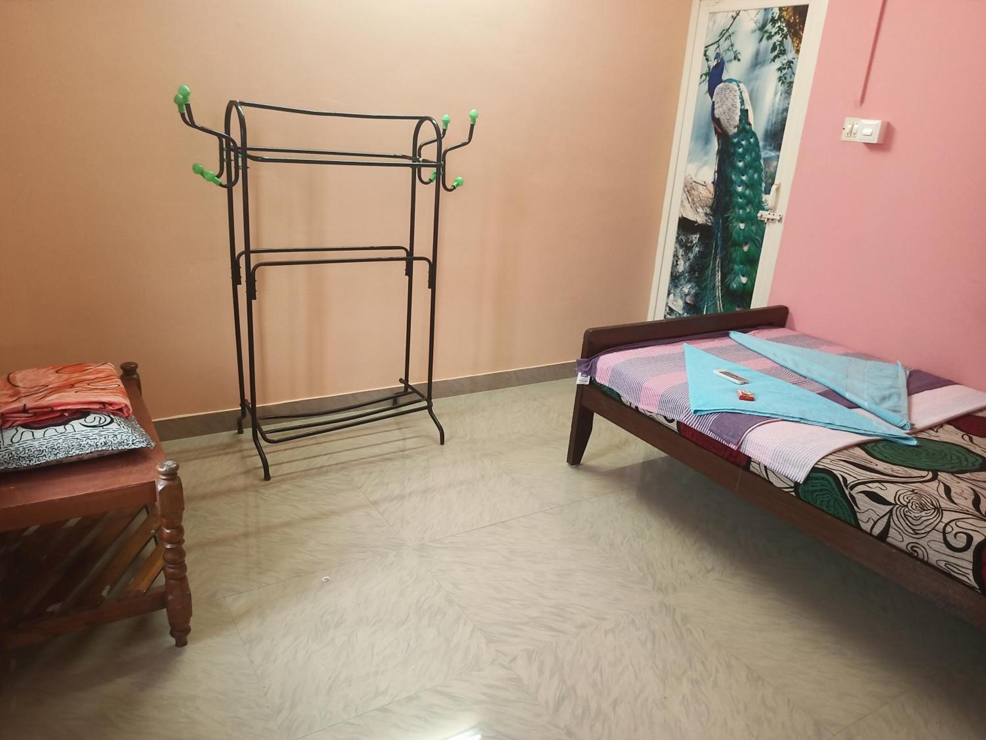 Holiday home Entire Ac Kitchen Balcony Varkala